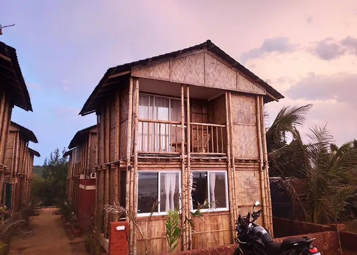 Chivarin Resorts